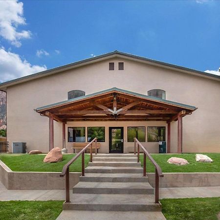 Zion Campfire Lodge At Zion Park, Ascend Hotel Collection 斯普林代尔 外观 照片
